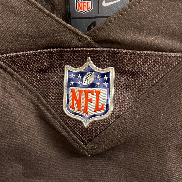 Authentic NWTS Nike Cleveland Browns #6 Baker Mayfield Jersey - Picture 6 of 9